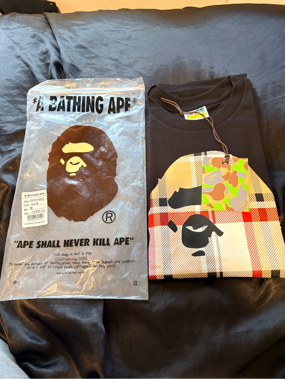 A Bathing Ape mens M, Black Plaid/ Burberry Ape Head Graphic Tee
